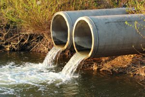 Skip the Delay in Cleanup by Using an Industrial Water Vacuum